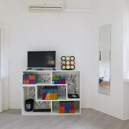 Appartamento Cozy Style Nolo-stazione *